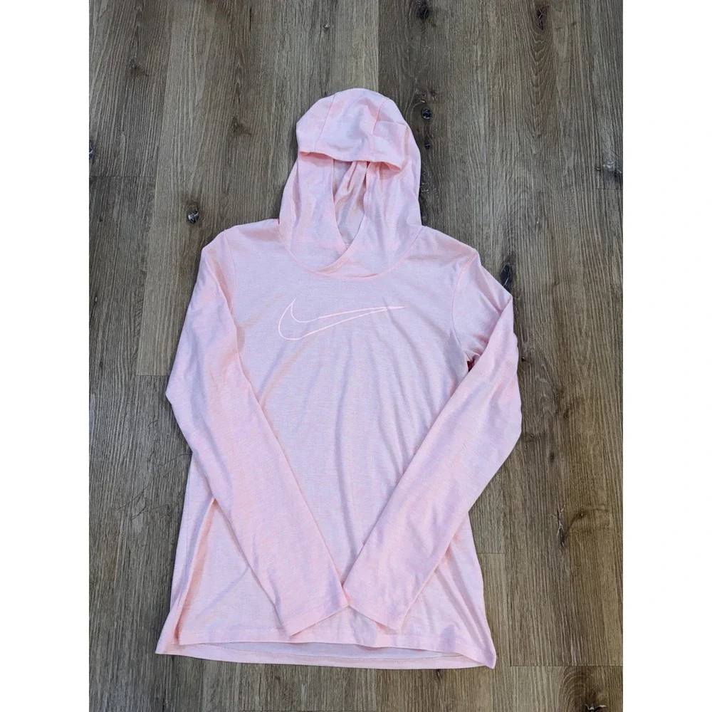 Nike Hoodie Women S Pink Dri-FIT Long Sleeve Athletic Swoosh 930391-646